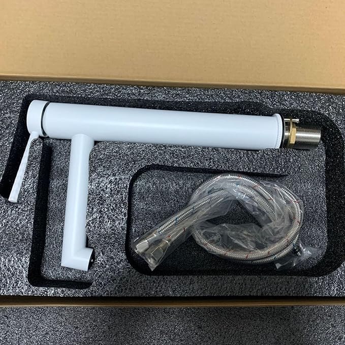 Single Handle Bathroom Faucet 1 Hole Faucet for Bathroom Sink Hot and Cold Water Chrome