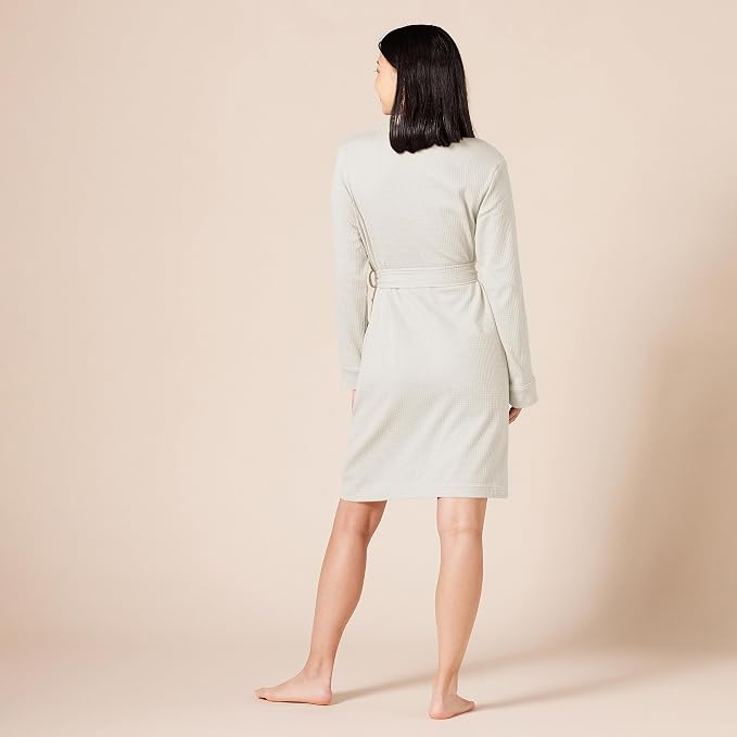 Amazon Essentials Women's Lightweight Waffle Full-Length Bath Robe (Available in Plus Size)