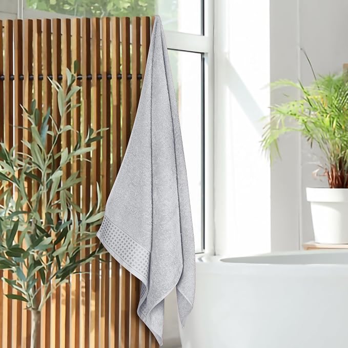 GLAMBURG Ultra Soft 4 Pack Oversized Bath Towel Set 27x54 inches, 100% Cotton Bath Towels, Highly Absorbant Compact Quickdry & Lightweight Towel, Ideal for Gym Travel Camp Pool - Light Grey