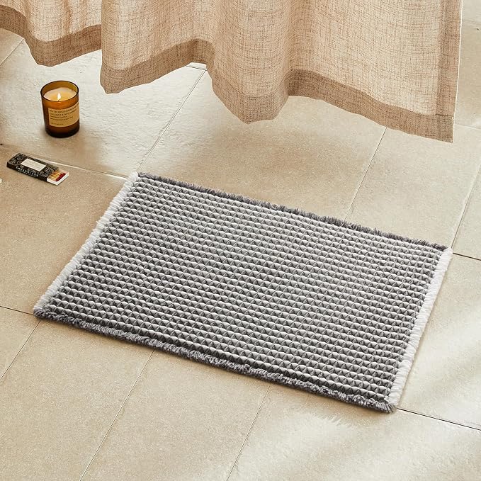 TYUU Waffle Bath Mat, Small Boho Bathroom Rugs Non Slip 24x16 Grey & White | Super Absorbent Quick Dry Bath Rug, Non-Slip Backing, Soft Waffle Washable Farmhouse Bathroom Mats, Tub, Shower & Home Decor