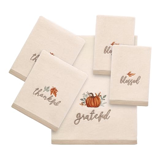 Avanti Linens - Fingertip Towels, Soft & Absorbent Cotton Towel, Fall Home Decor, Set of 2 (Grateful Patch Collection)