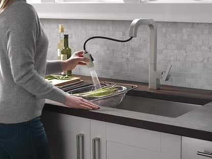 Delta Junction Brushed Nickel Kitchen Faucet with Pull Down Sprayer, Modern Single Hole Kitchen Sink Faucet, Single Handle, Spotshield Stainless 19825LF-SP