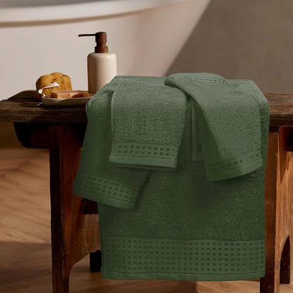 GLAMBURG Ultra Soft 3 Pack Cotton Towel Set, Contains a Bath Towel 28x55 inch, a Hand Towel 16x24 inch & a Wash Coth 12x12 inch, Ideal Everyday use, Compact & Lightweight - Olive Green