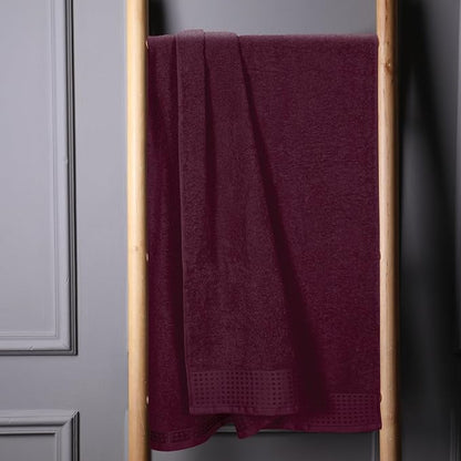 GLAMBURG 100% Cotton Oversized 2 Pack Bath Sheets 35x70, Ultra Soft Highly Absorbant Compact Quickdry & Lightweight Large Bath Sheet Set, Ideal for Gym Travel Camp Pool - Burgundy