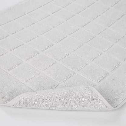 Superior 100% Cotton Bathmat Set, Bath Mats, Bathroom Decor, Shower, Bathtub Essentials, Home Accessories, Small Washable Rug, No Backing, Heavyweight, Nora Collection, Set of 2, 22" x 35", Silver