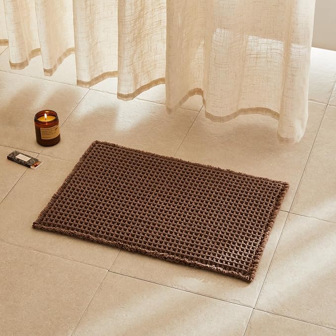 TYUU Waffle Bath Mat, Small Boho Bathroom Rugs Non Slip 24x16 Mocha | Super Absorbent Quick Dry Bath Rug, Non-Slip Backing, Soft Waffle Washable Farmhouse Bathroom Mats, Tub, Shower & Home Decor