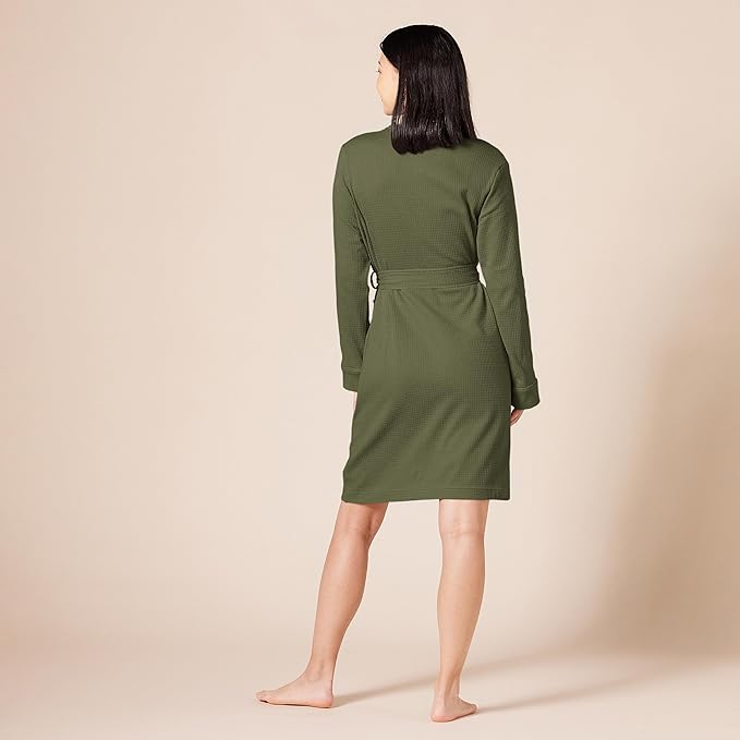 Amazon Essentials Women's Lightweight Cotton Waffle Mid-Length Bathrobe (Available in Plus Size)