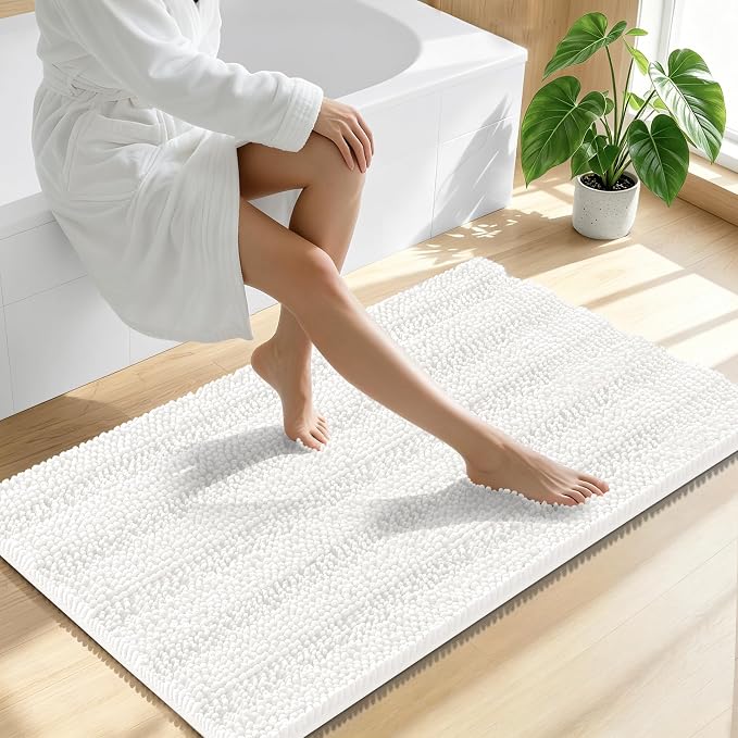 Smiry Thick Chenille Large Bathroom Runner Rugs 45x27, Soft Bath Mat, Ivory | Quick‑Dry & Machine Washable, Non‑Slip Bath Carpet, Striped Bath Rugs for Tub & Shower, Modern Home Decor Accessories