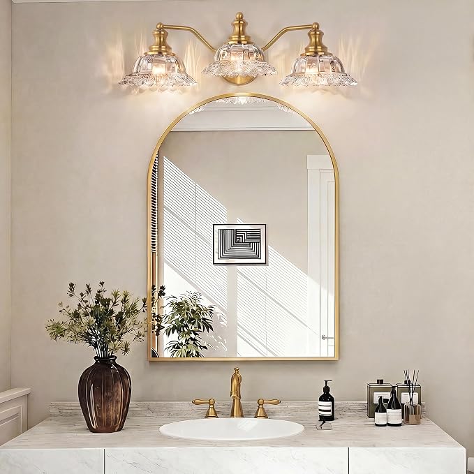 Brass Bathroom Light Fixtures Over Mirror, 3 Light Vintage Bathroom Vanity Light Fixture with Clear Flower Glass Shades, Retro Gold Wall Sconce E26 Vanity Lights for Bathroom Living Room