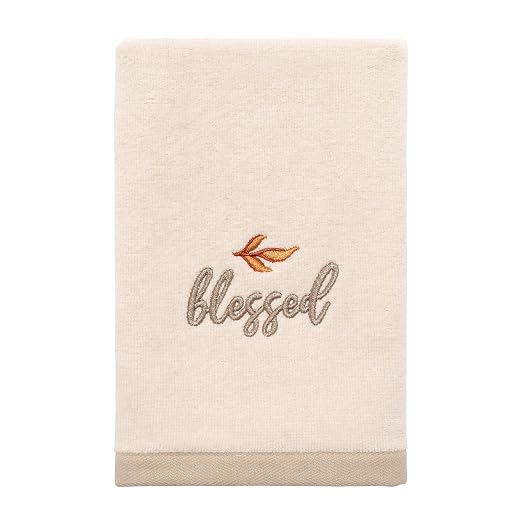 Avanti Linens - Fingertip Towels, Soft & Absorbent Cotton Towel, Fall Home Decor, Set of 2 (Grateful Patch Collection)