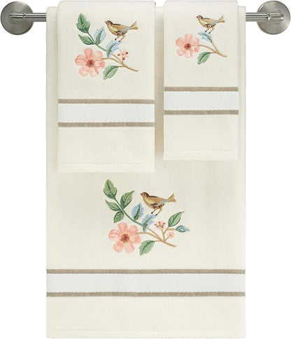 Avanti Linens – Bathroom Towel Set, Soft Ringspun Cotton Velour Bath Towel, Hand Towel & Fingertip Towel, Embroidered Bird & Floral Design, Set of 3 (Pretty Birds)