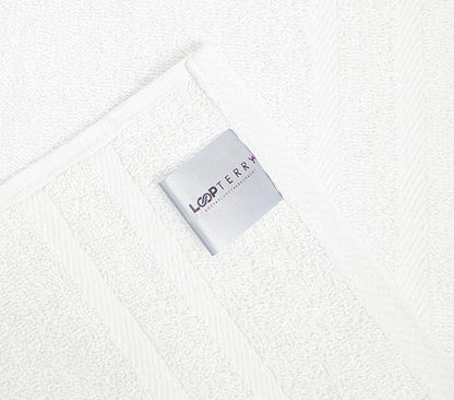 Looperry Small White Bath Towel Set of 6-100% Cotton 23x46 Shower Towels in 450 GSM. Lightweight & Absorbent Quick Dry Towel for Showering, Pet Drying, Spas & Salons. Terry Ringspun White Gym Towels