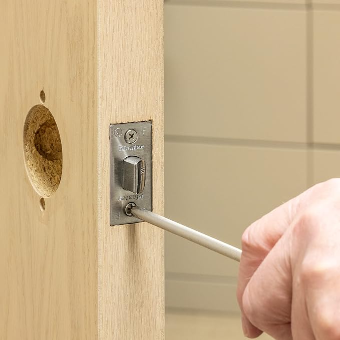 Master Lock SLCHPG26D Heavy Duty Lever Style, Grade 2 Commercial Passage Door Lock, Brushed Chrome/Chrome