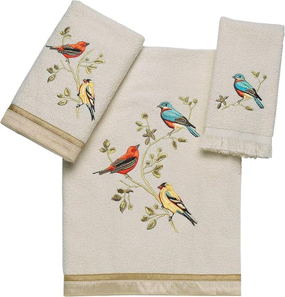 Avanti Linens - Fingertip Towel, Soft & Absorbent, Nature Isnpired Bathroom Decor (Gilded Birds Collection)