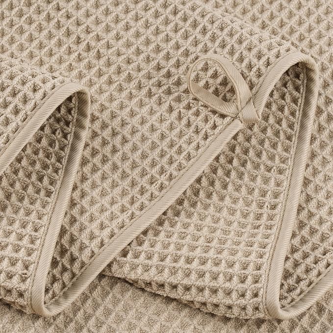 POLYTE 430 GSM Poly Blend Microfiber Quick Dry Waffle Bath Towel, 30x60 in | 4 Pack, Oversize, Lint Free, Body Towel