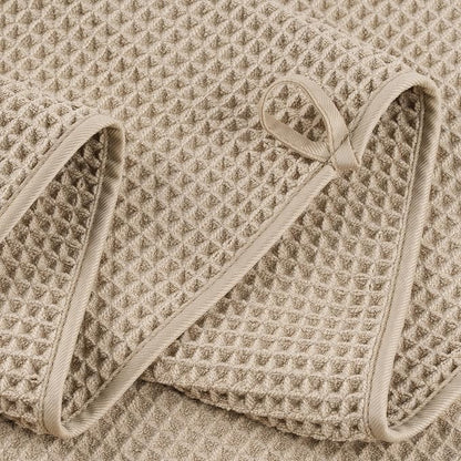 POLYTE 430 GSM Poly Blend Microfiber Quick Dry Waffle Bath Towel, 30x60 in | 4 Pack, Oversize, Lint Free, Body Towel