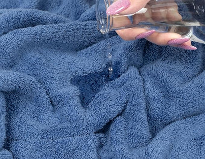 American Soft Linen 35x70 Jumbo Large Bath Towel, 600 GSM 100% Cotton Turkish Bath Sheet, Oversized Luxury Bath Towel for Bathroom Beach and Pool, Electric Blue