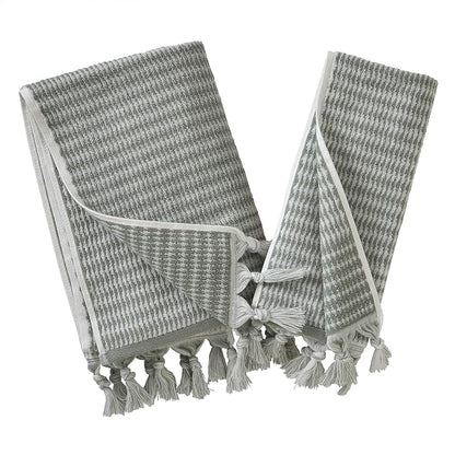 SKL Home Longborough Bath Towel, 100% Turkish Cotton, Sage | 640 GSM weight. Spa-level quality. Soft & absorbent jacquard with hand-knotted tassels.