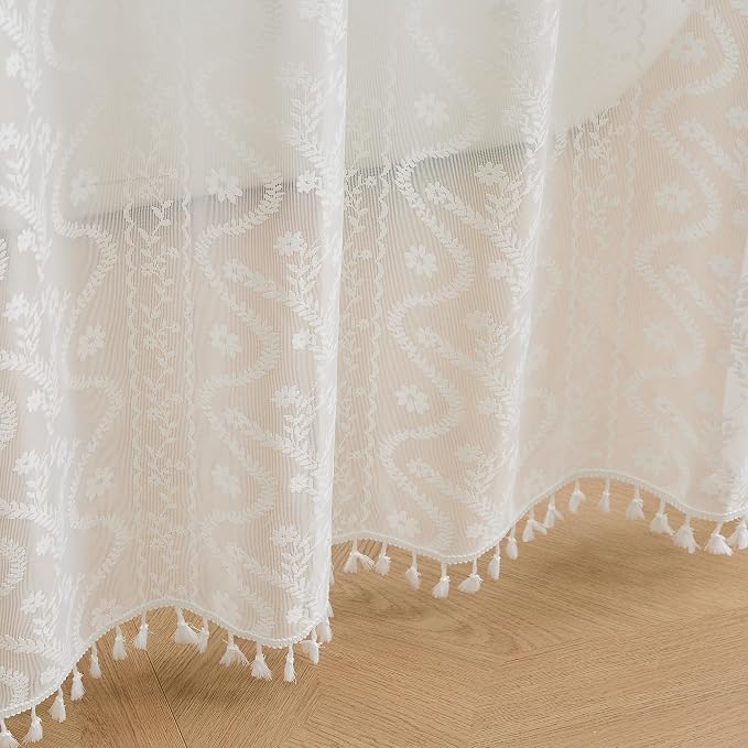 WAZZIO White Lace Shower Curtain - Vintage Pretty Flower Sheer Shower Curtains, Elegant Decorative Tassel Bath Curtains for Bathroom, 72 x 72 Inch, 1 Piece