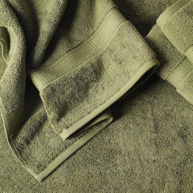 Superior Egyptian Cotton Plush Absorbent, Bath Towel Set of 4, Forest Green | Quick Dry, Soft Luxury Towel Set, Bath Essentials for Bathroom, Guest Bath, Spa, 4 Piece Bath, Madeline Towels