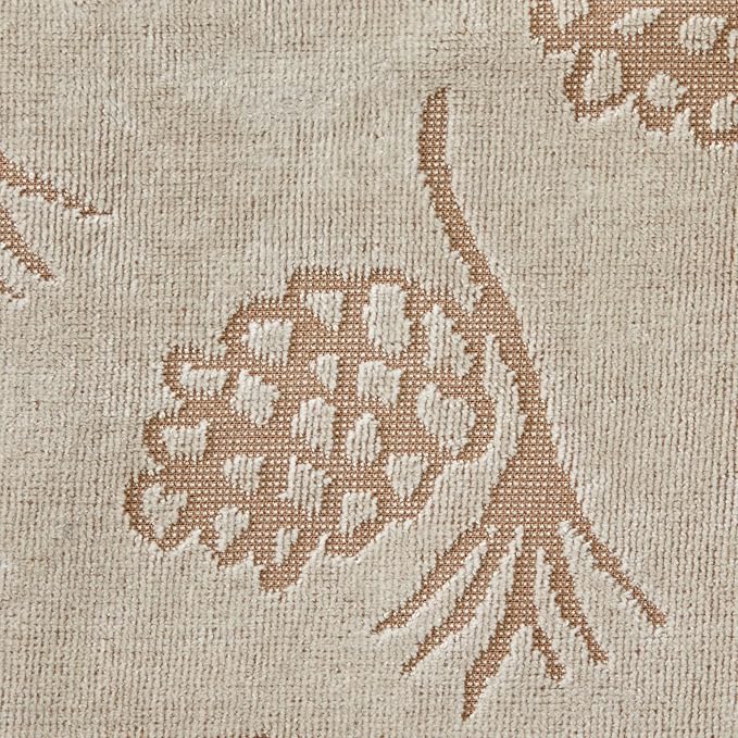 SKL Home Fall/Christmas/Winter Pinecone Bath Towel, Jacquard, Wheat | 100% Cotton. 550 GSM. Soft & absorbent. For use in the bathroom, kitchen or bar. Great for fall, lodge/cabin décor & gifting.