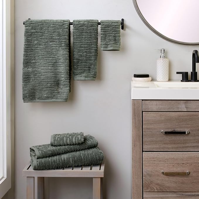 SKL Home CloudSoft Bath Towel Set, 6-Piece, 100% Cotton Luxury, Green Pine | 2 Bath towels, 2 hand towels, 2 washcloths. Premium spa-level quality. 600/520 GSM weight. Ultra plush & absorbent.