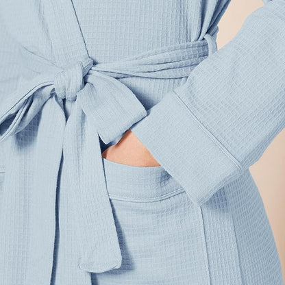Amazon Essentials Women's Lightweight Cotton Waffle Mid-Length Bathrobe (Available in Plus Size)