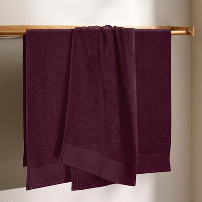 GLAMBURG Ultra Soft 4 Pack Oversized Bath Towel Set 27x54 inches, 100% Cotton Bath Towels, Highly Absorbant Compact Quickdry & Lightweight Towel, Ideal for Gym Travel Camp Pool - Burgundy