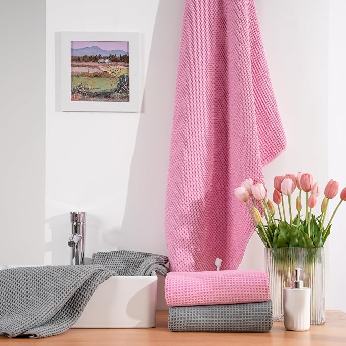 POLYTE 430 GSM Poly Blend Microfiber Quick Dry Waffle Bath Towel, 30x60 in | 4 Pack, Oversize, Lint Free, Body Towel
