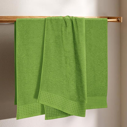 GLAMBURG Ultra Soft 4 Pack Oversized Bath Towel Set 27x54 inches, 100% Cotton Bath Towels, Highly Absorbant Compact Quickdry & Lightweight Towel, Ideal for Gym Travel Camp Pool - Kiwi Green